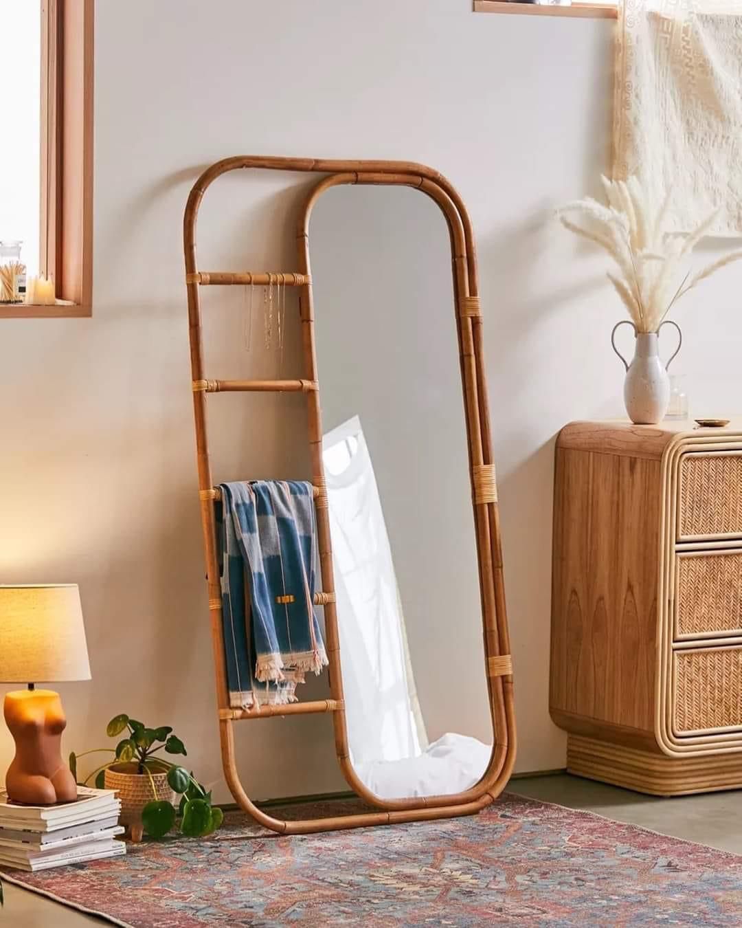 Elga bamboo mirror