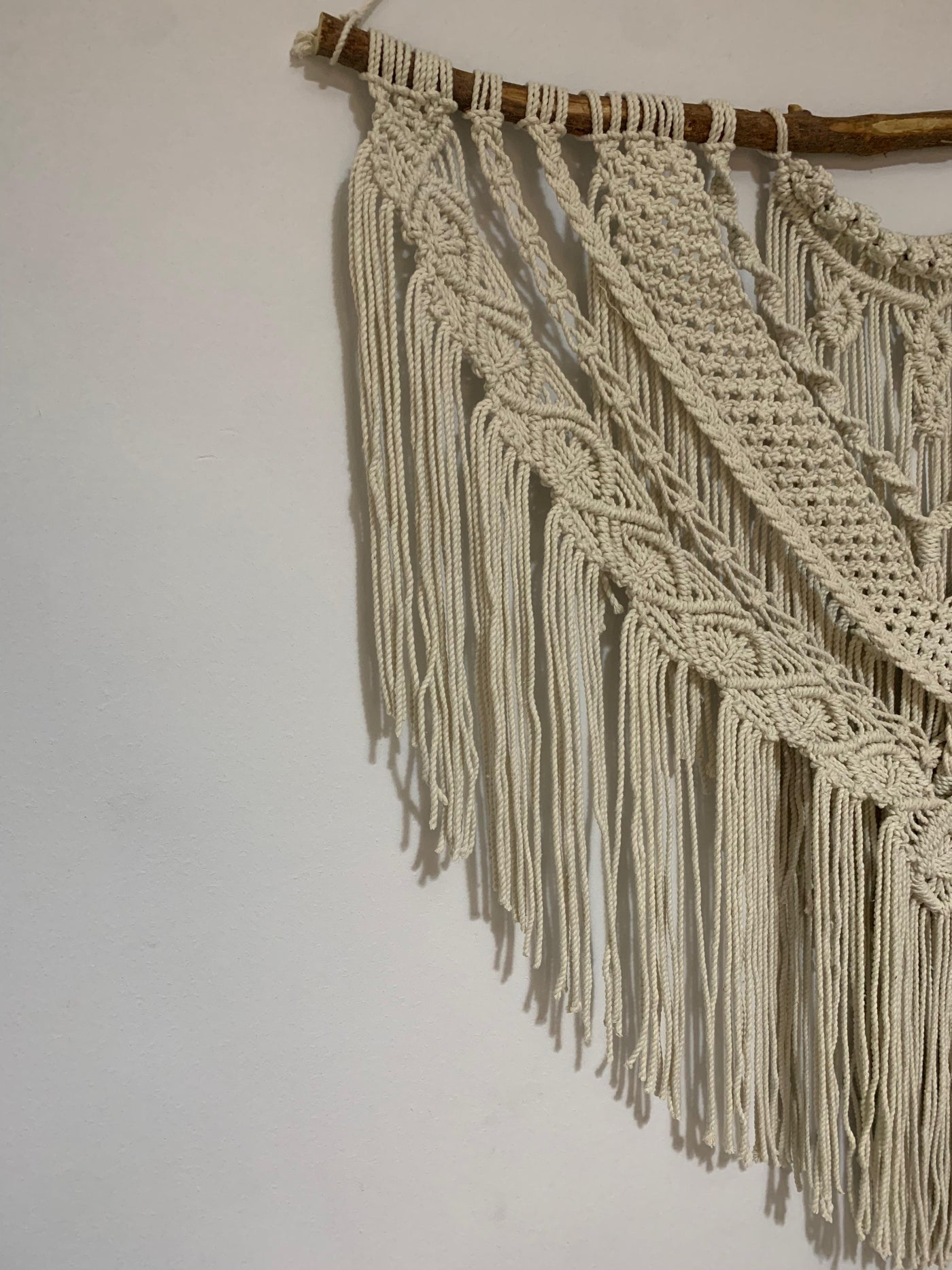 Finob - Macrame wall hanger